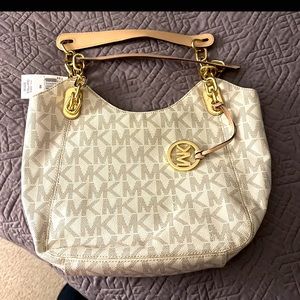 Michael Kors purse